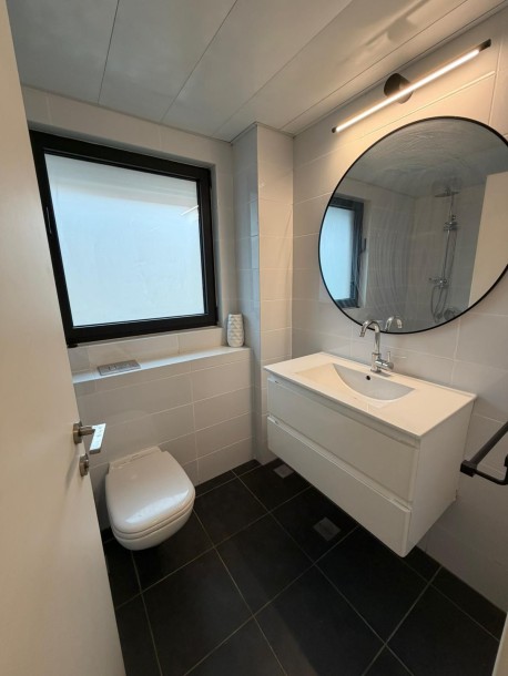 להשכרה מתווך !! רחוב גרוזנברג-0