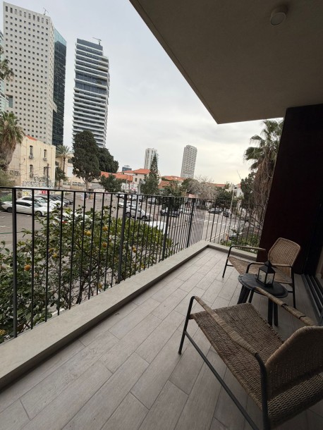 להשכרה מתווך !! רחוב גרוזנברג-7