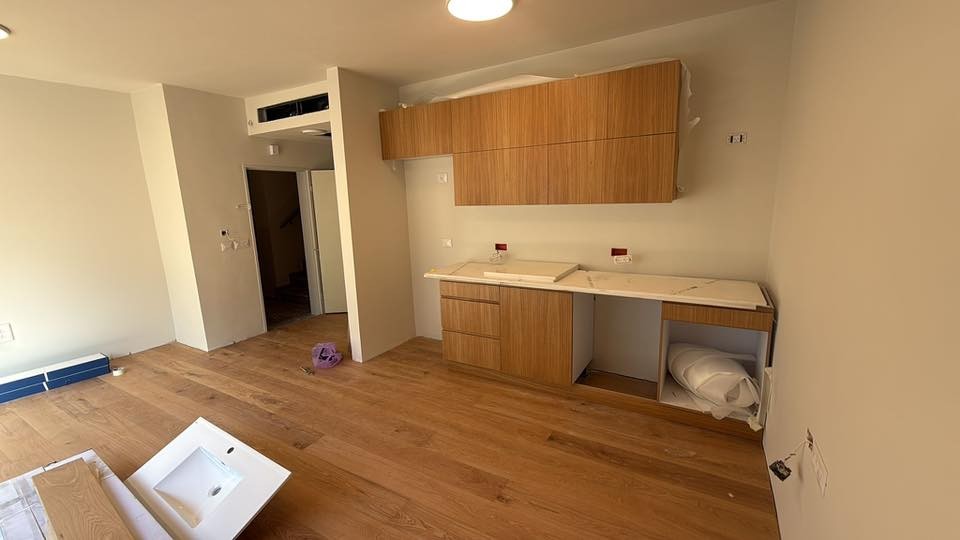 למכירה מתווך !!! רחוב החלוצים-0