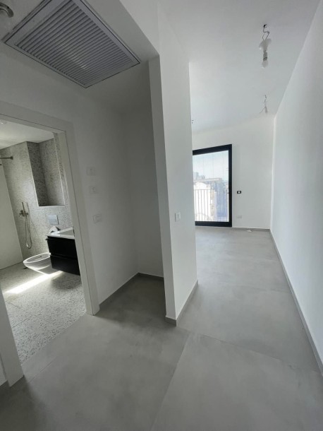 להשכרה מתווך !! רחוב: בכובשים אלנבי-2