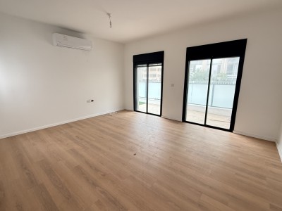 למכירה דירת גן 3 חד בראשון לציון נתניה