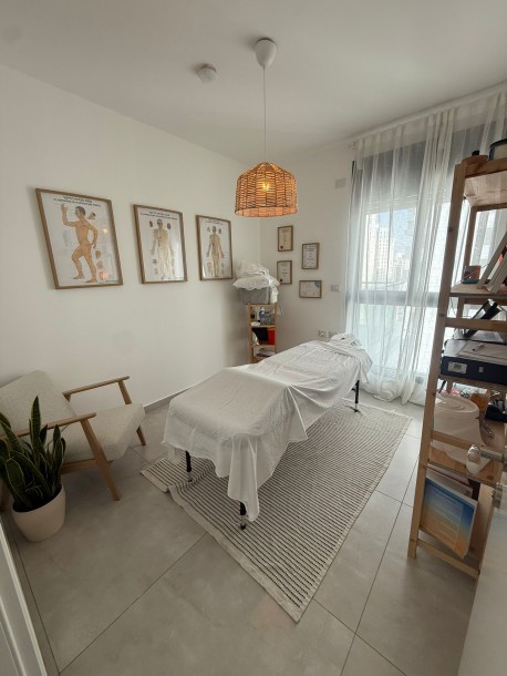 דירת 5 חדרים להשכרה בנוף הטיילת נתניה – קומה גבוהה עם נוף לים-7