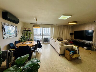 להשכרה מתווך !! רחוב :שטרוק