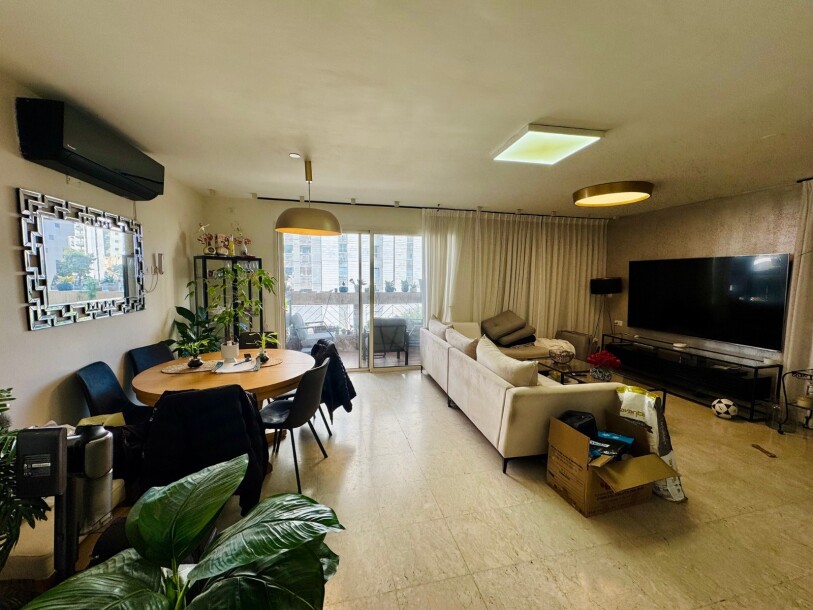 להשכרה מתווך !! רחוב :שטרוק-0