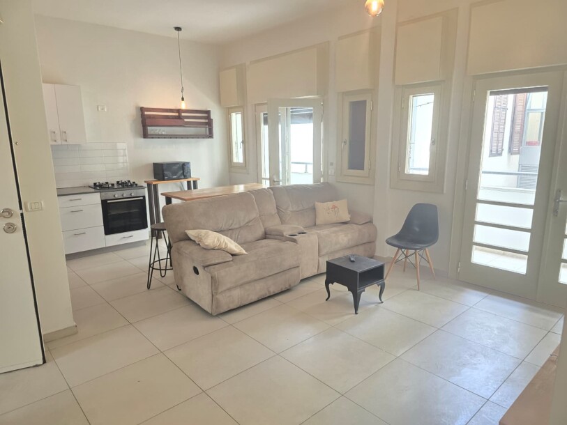 למכירה מתווך !! ברחוב לילינבלום-3