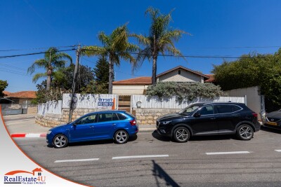 למכירה דירה 4 חד בצבי גרץ נתניה