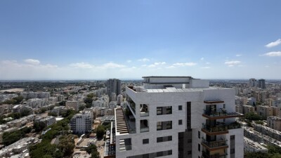 להשכרה דירה 5 חד בהרצוג 6 נתניה